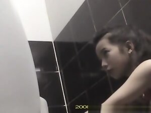 Hidden cam in Vietnam public toilet