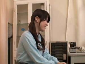 Japanese doctor takes care of hairy bun in medical sex movie