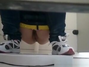 Toilet peeing