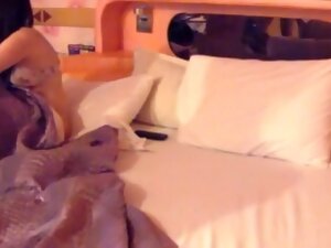 Hidden camera of Korean couple make love Vol.38