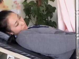 Ass of japanese slut gets drilled by the horny gynecologist